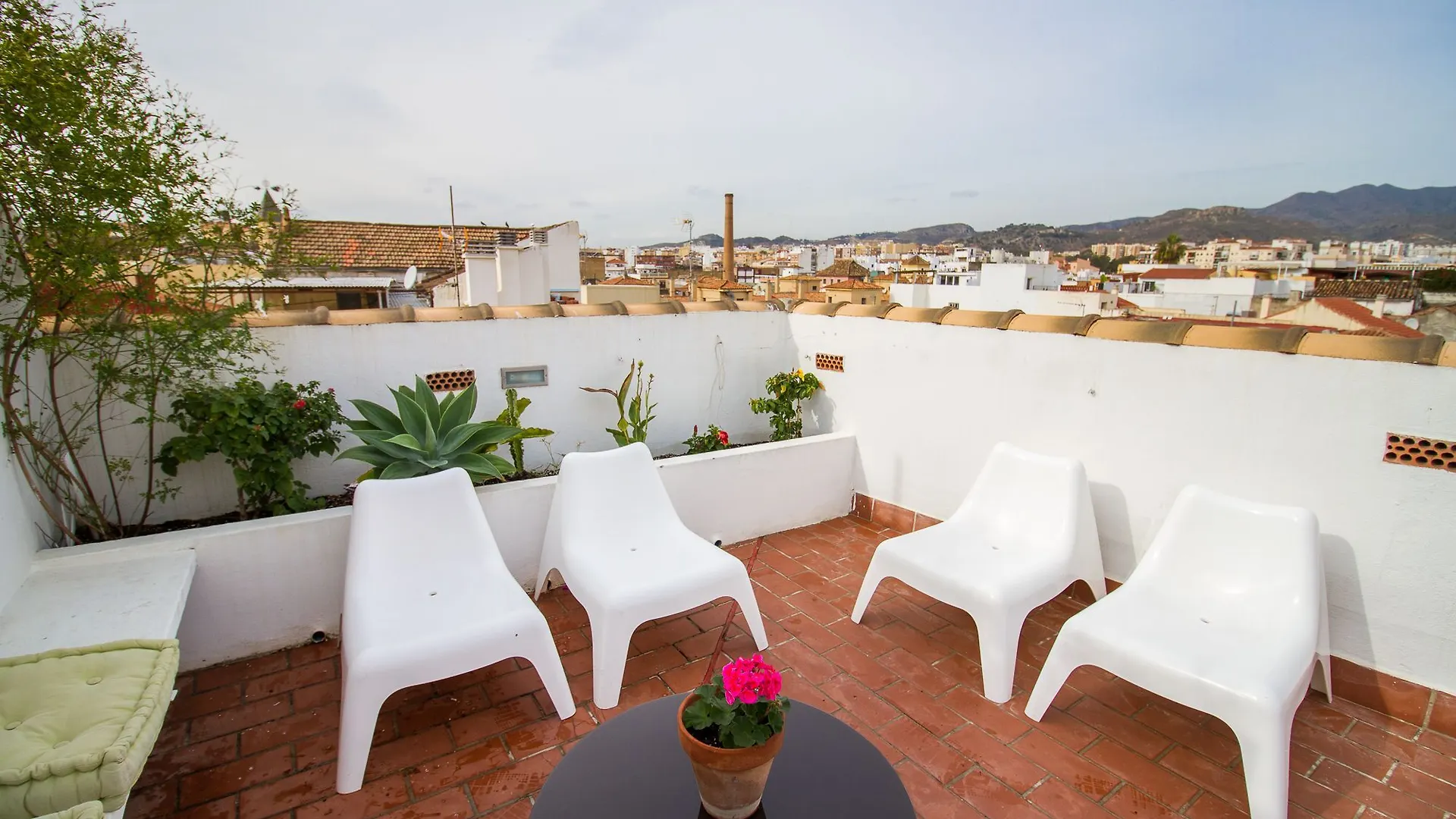 Adorable Apartment Ollerias Malaga