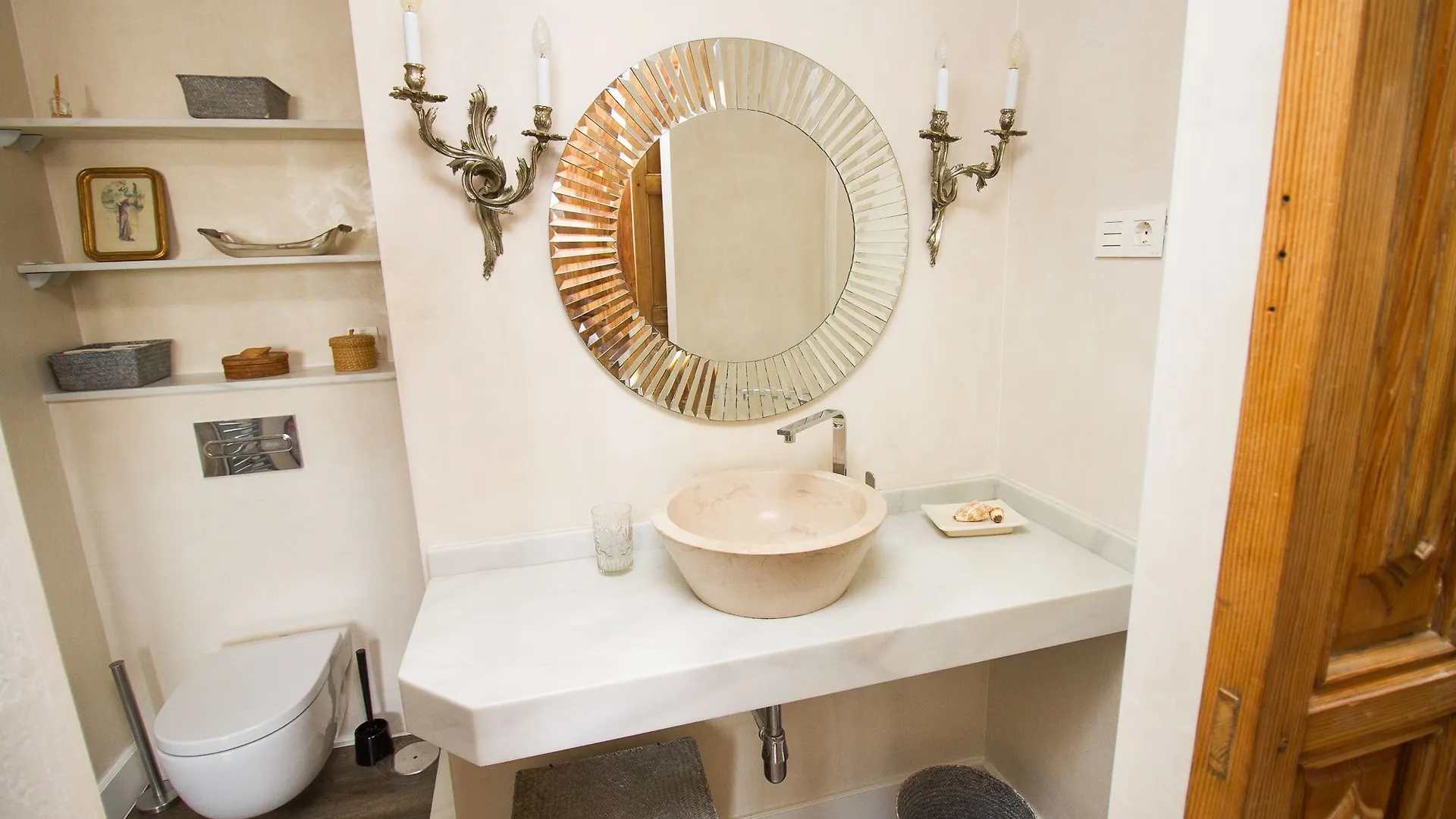 Adorable Apartment Ollerias Malaga Spain
